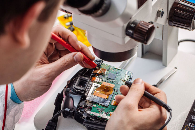 independent wholesale distributor  of electronic components